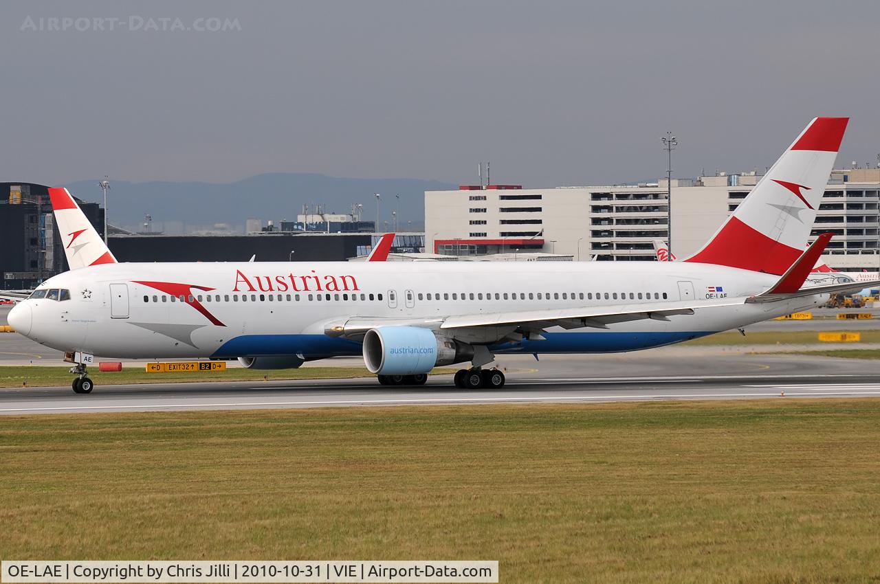OE-LAE, 2000 Boeing 767-3Z9/ER C/N 30383, Austrian