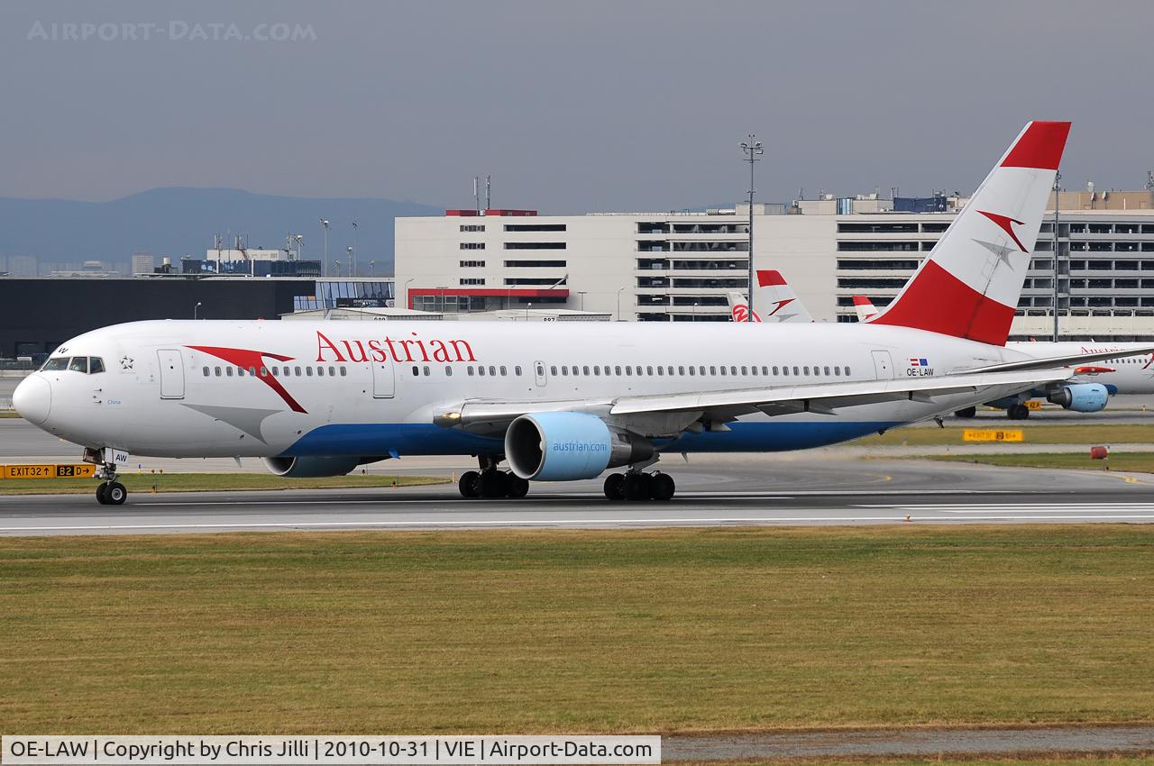 OE-LAW, 1992 Boeing 767-3Z9/ER C/N 26417, Austrian