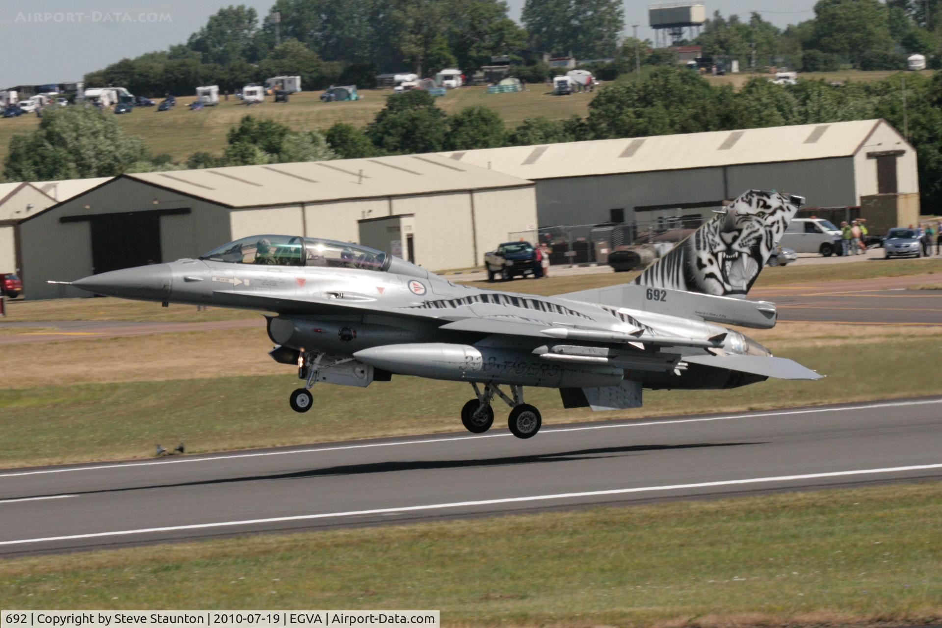 692, 1980 General Dynamics F-16BM Fighting Falcon C/N 6L-11, Taken at the Royal International Air Tattoo 2010