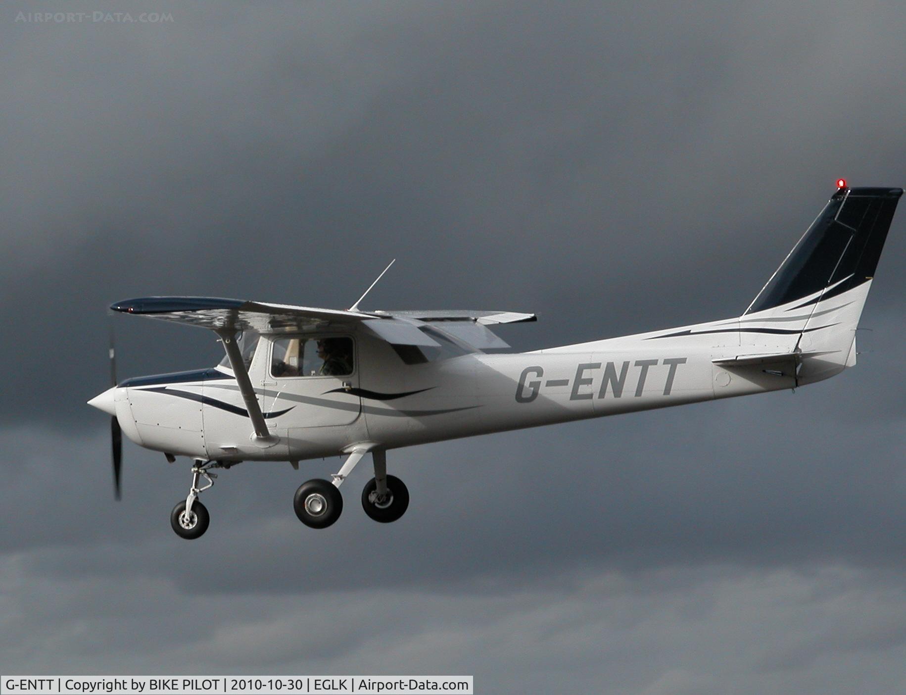 G-ENTT, 1980 Reims F152 C/N 1750, Resident aircraft on finals for rwy 25