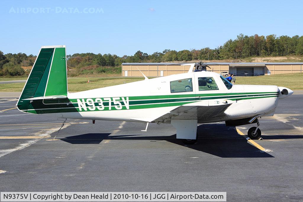 N9375V, 1969 Mooney M20C Ranger C/N 700021, 1969 Mooney M20C parked on the ramp.