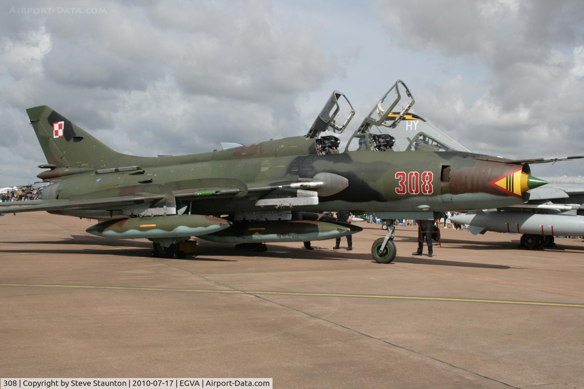 308, Sukhoi Su-22UM-3K C/N 17532366308, Taken at the Royal International Air Tattoo 2010