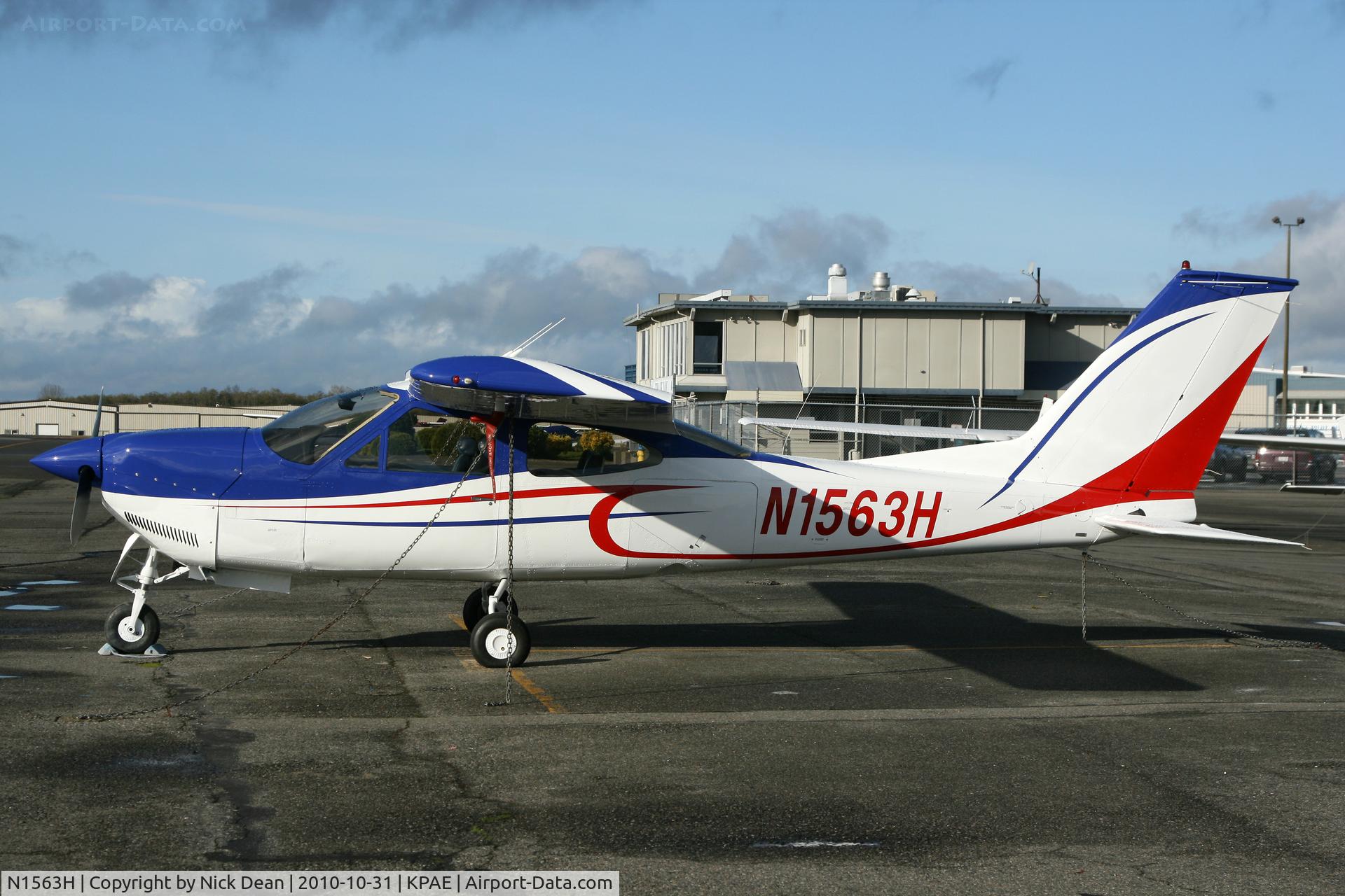 N1563H, 1975 Cessna 177RG Cardinal C/N 177RG0737, KPAE Fresh from the paint shop