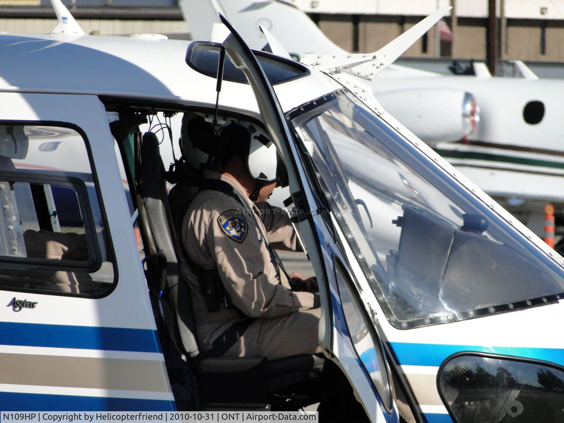 N109HP, 1999 Eurocopter AS-350B-3 Ecureuil Ecureuil C/N 3245, Preparing the ship for start up