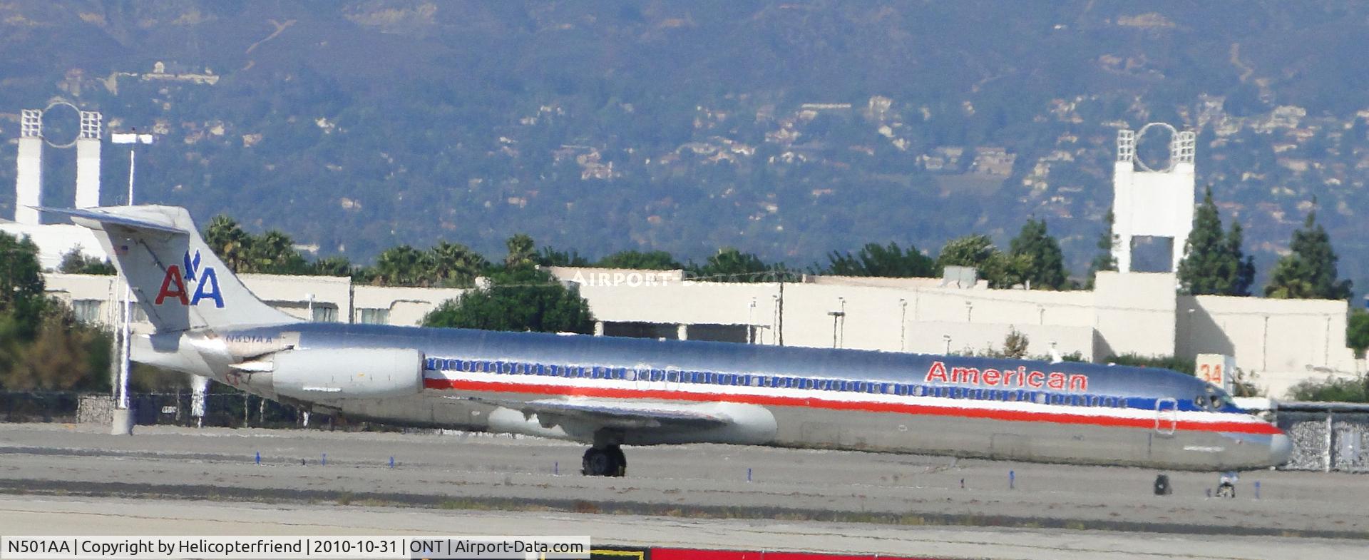 N501AA, 1989 McDonnell Douglas MD-82 (DC-9-82) C/N 49738, Taxiing back to terminal after landing on runway 26R