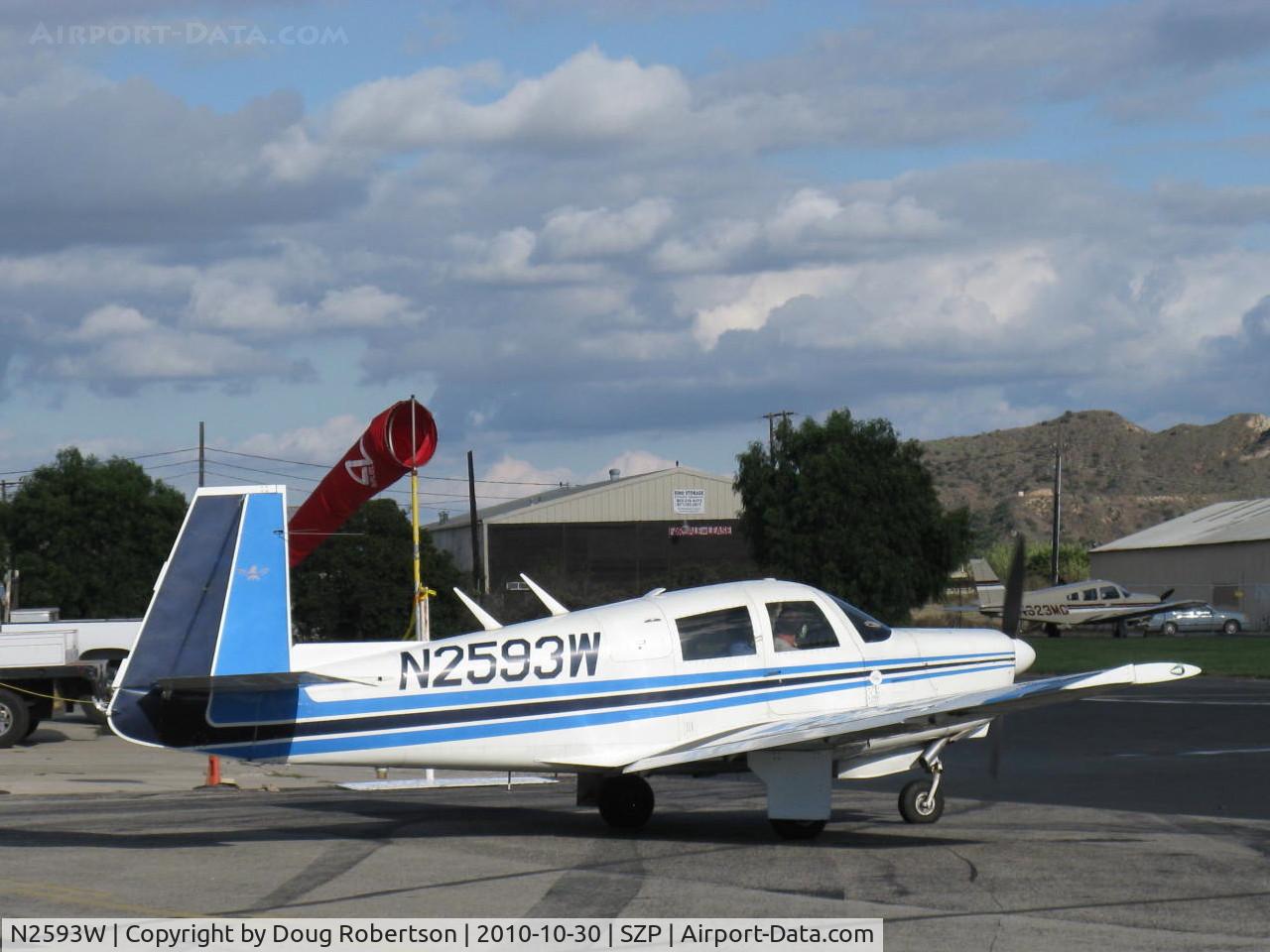 N2593W, 1965 Mooney M20C Ranger C/N 3282, 1965 Mooney M20C, Lycoming O&VO-360 180 Hp, holding short Rwy 22