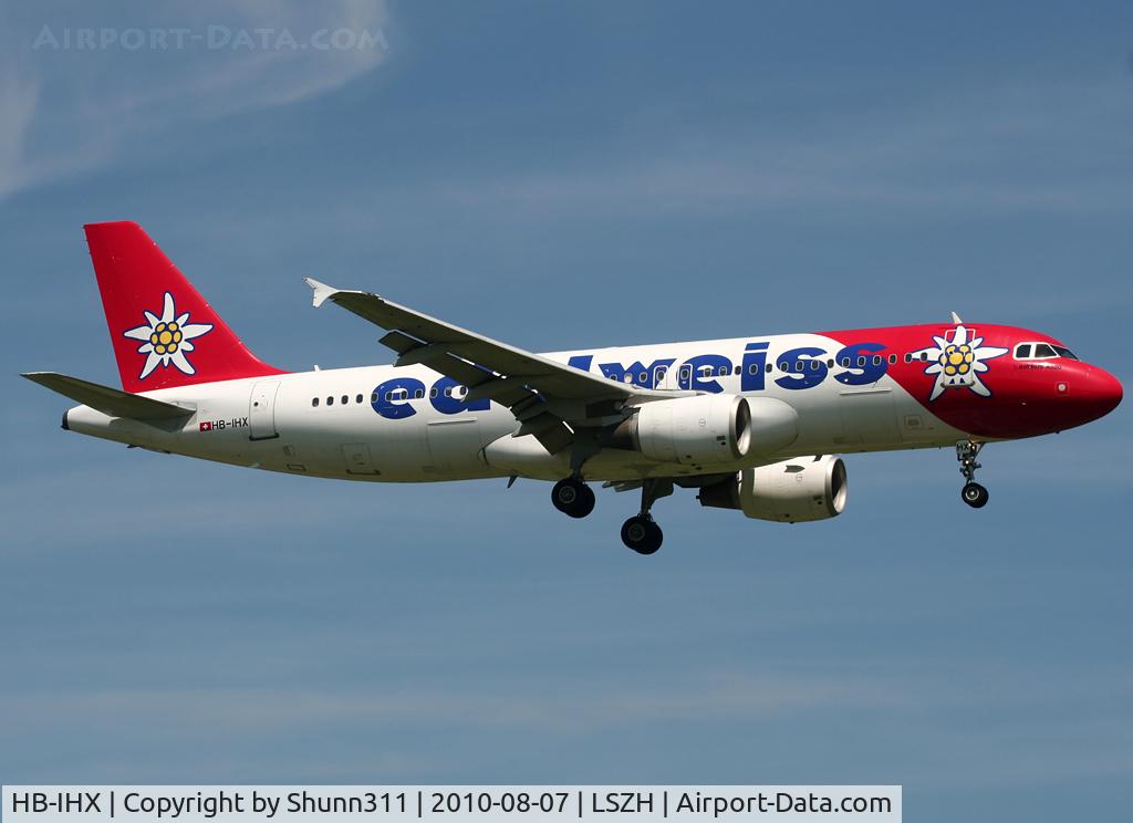 HB-IHX, 1998 Airbus A320-214 C/N 0942, Landing rwy 14