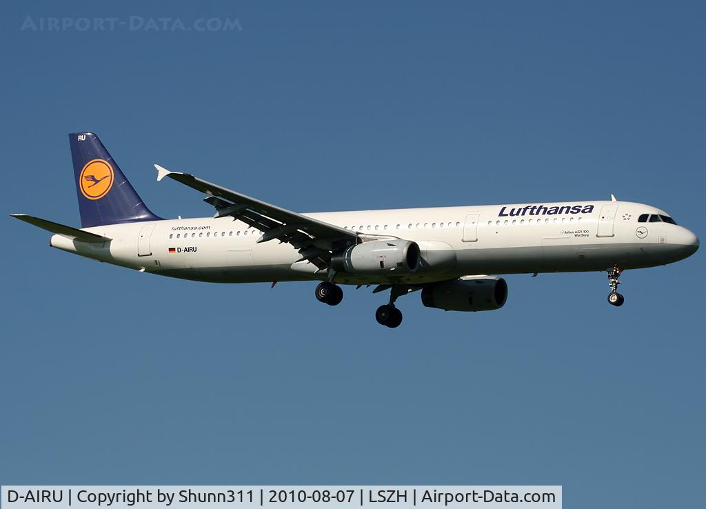 D-AIRU, 1997 Airbus A321-131 C/N 692, Landing rwy 14