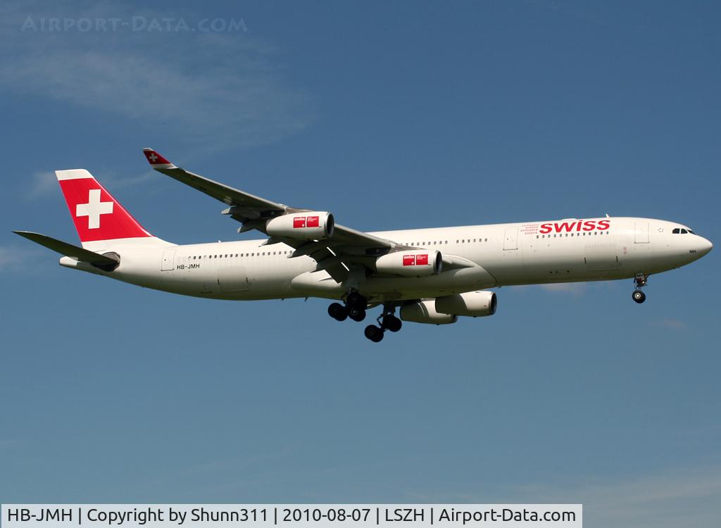 HB-JMH, 2004 Airbus A340-313 C/N 585, Landing rwy 14