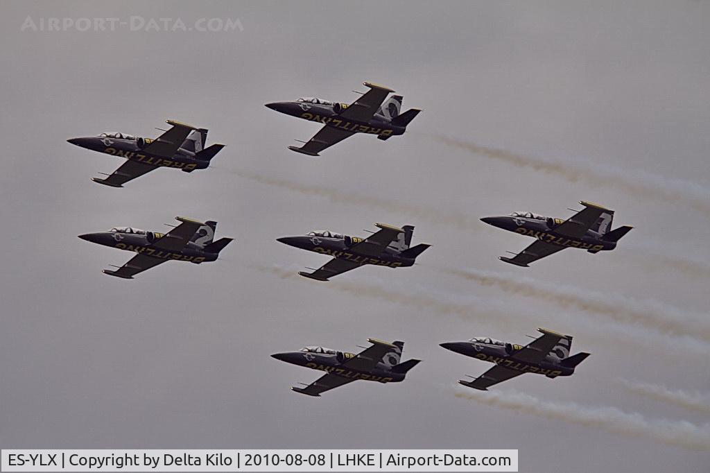 ES-YLX, Aero L-39 Albatros C/N 432905, Private - Breitling Jet Team