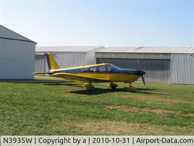 N3935W, 1967 Piper PA-32-260 Cherokee Six C/N 32-884, a
