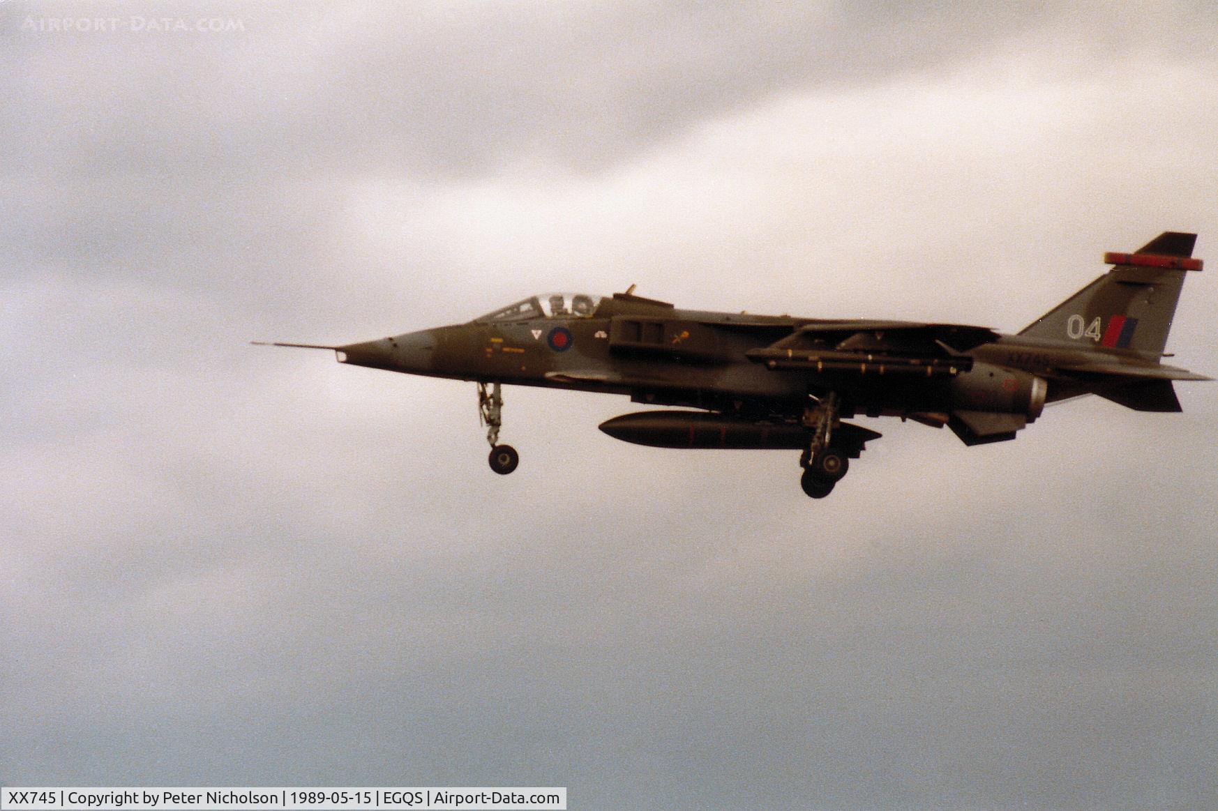 XX745, 1974 Sepecat Jaguar GR.1A C/N S.42, Jaguar GR.1A of 226 Operational Conversion Unit on final approach to Runway 23 at RAF Lossiemouth in May 1989.