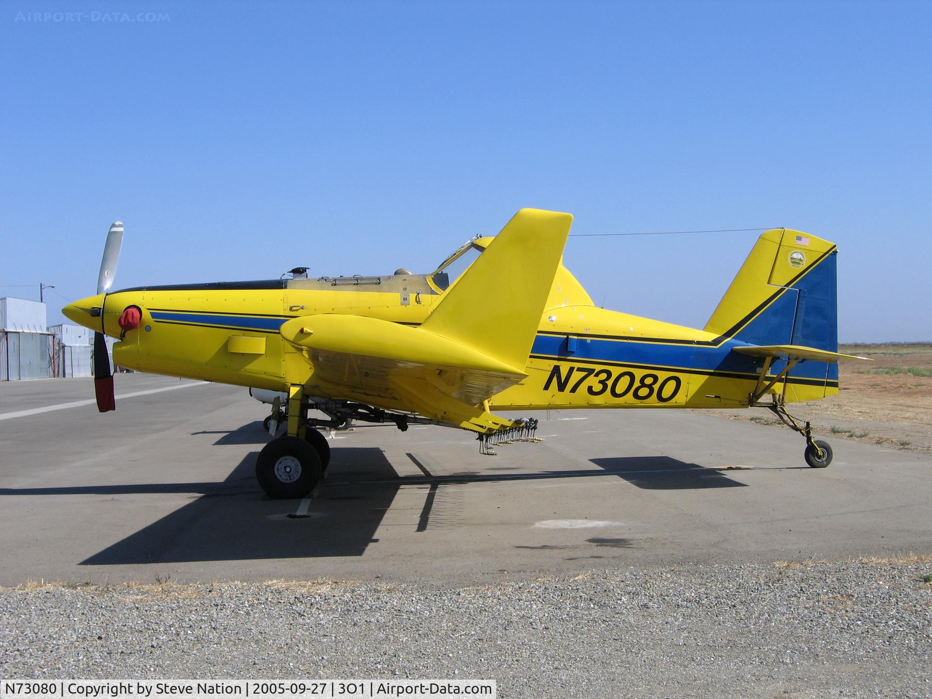 N73080, 1985 Air Tractor Inc AT-400 C/N 400-0639, Newman Flying Service 1985 AT-400 with spray gear at Gustine, CA (sold to Tall Towers Aviation, Page, ND in May 2006)