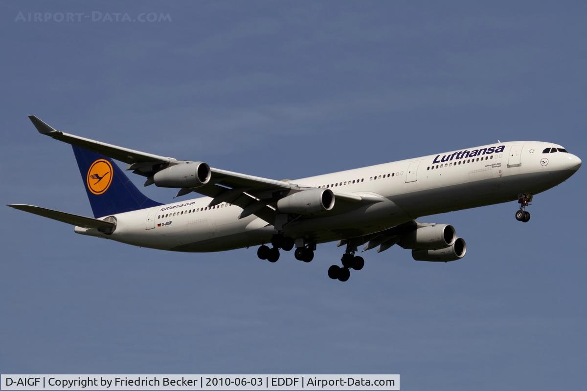 D-AIGF, 1994 Airbus A340-311 C/N 035, on final RW07R