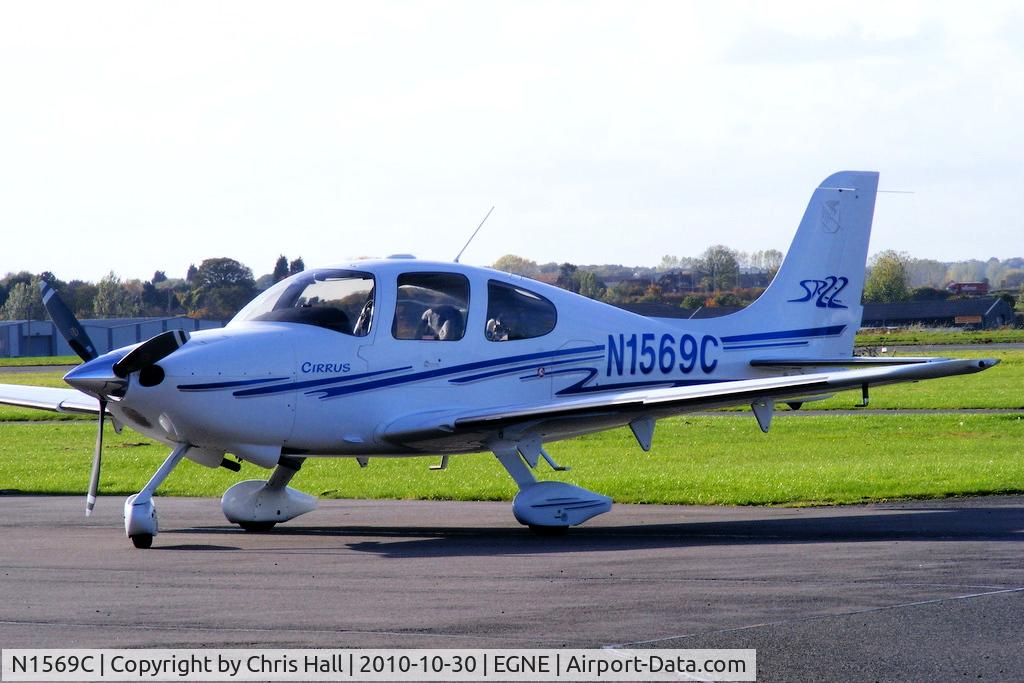 N1569C, 2003 Cirrus SR22 C/N 0581, visiting from its base at Coventry