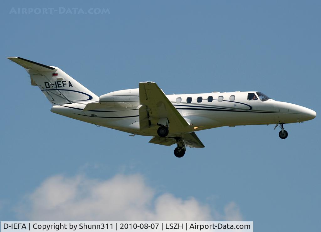 D-IEFA, 2007 Cessna 525A CitationJet CJ2+ C/N 525A-0358, Landing rwy 14