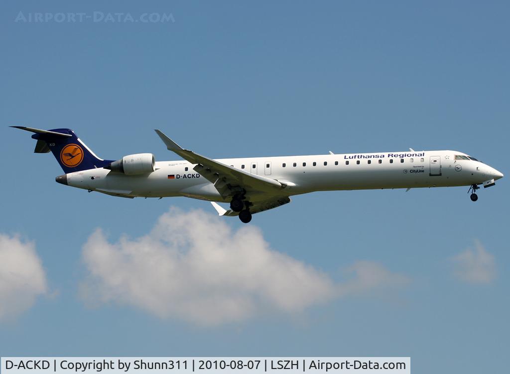D-ACKD, 2006 Bombardier CRJ-900LR (CL-600-2D24) C/N 15080, Landing rwy 14