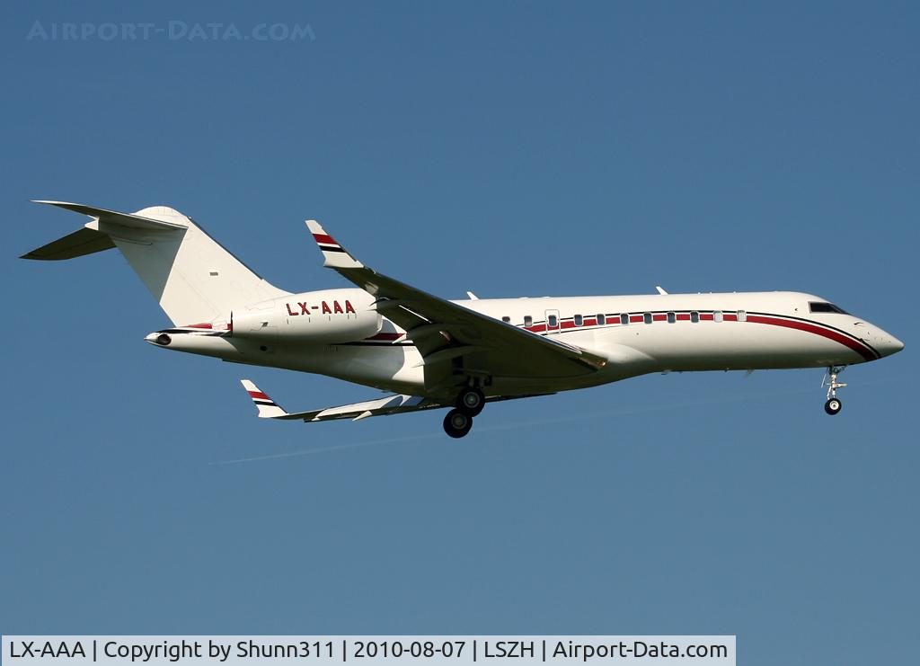 LX-AAA, 2004 Bombardier BD-700-1A10 Global Express C/N 9133, Landing rwy 14