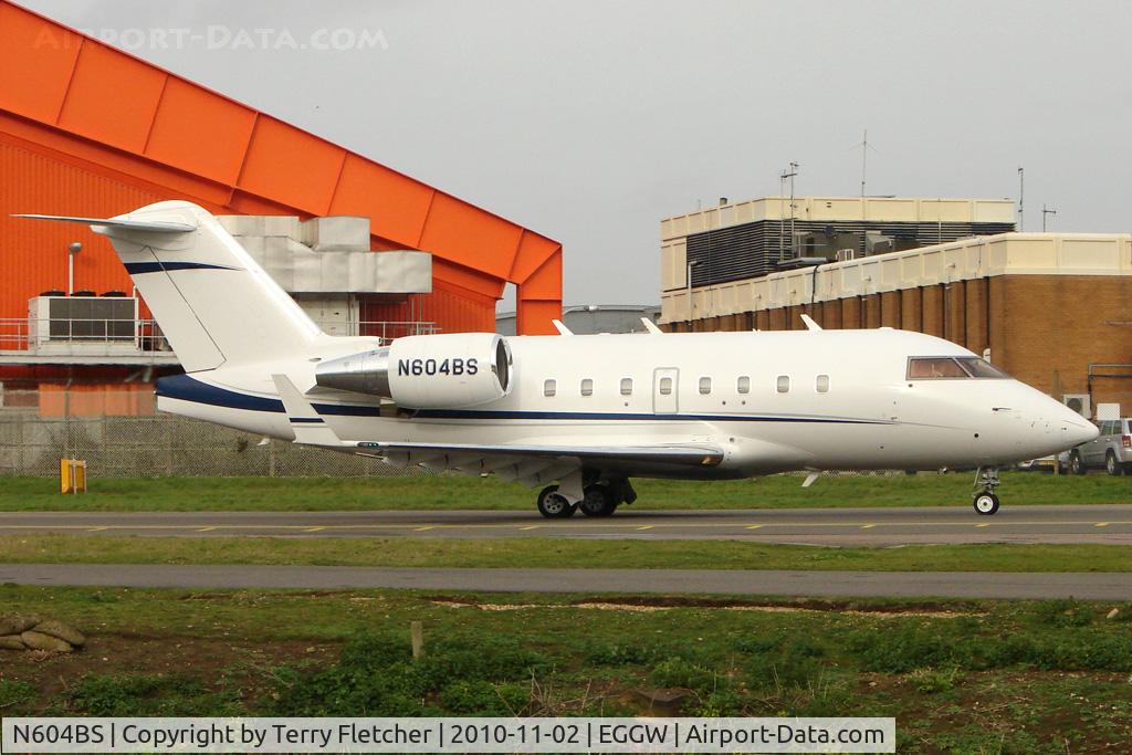 N604BS, 2003 Bombardier Challenger 604 (CL-600-2B16) C/N 5560, 2003 Bombardier CL-600-2B16, c/n: 5560 at Luton
