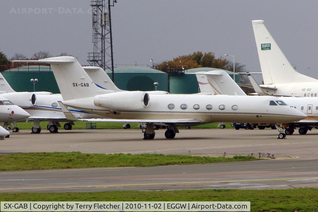 SX-GAB, 2009 Gulfstream Aerospace GIV-X (G450) C/N 4172, Greek G450 at Luton