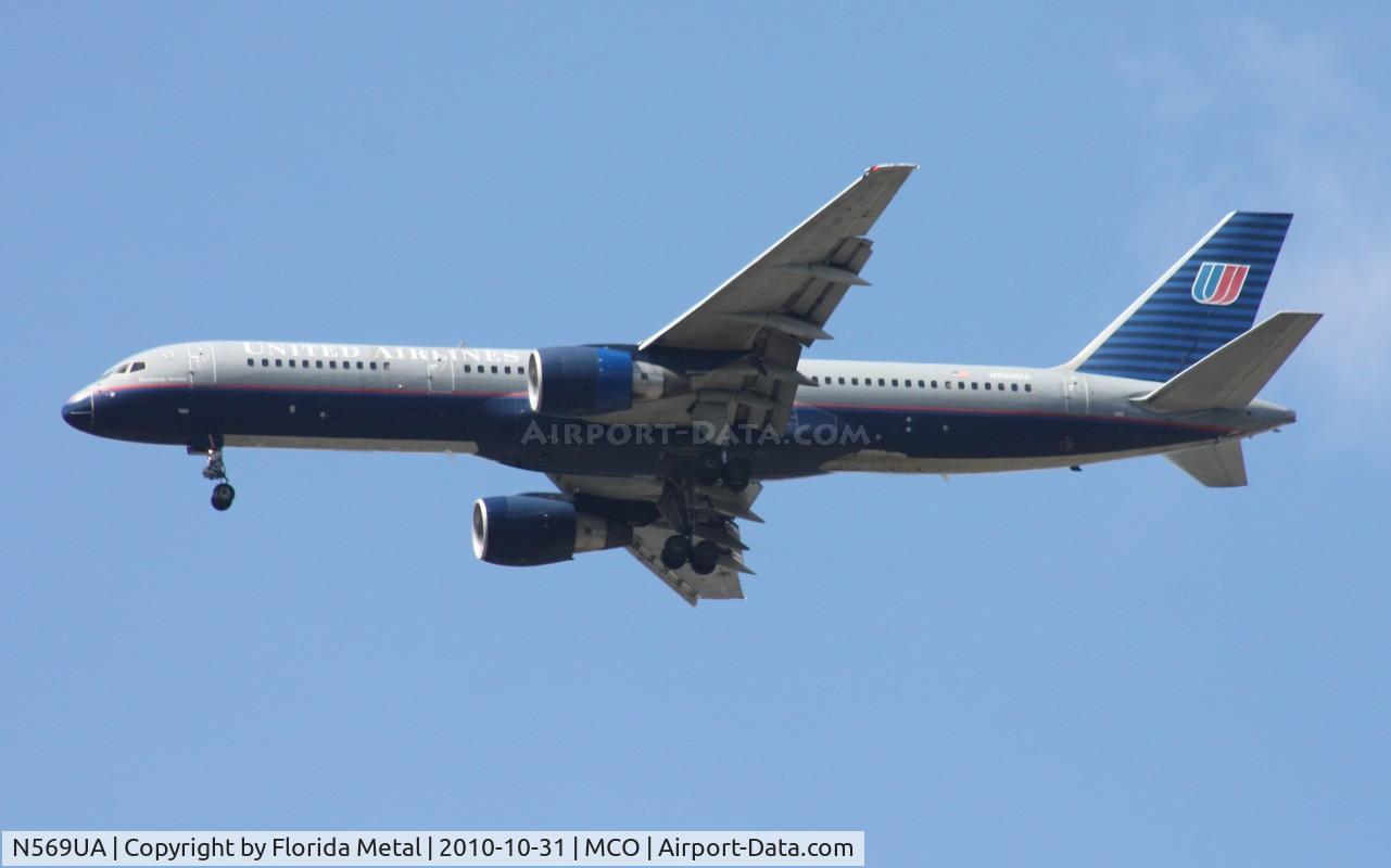 N569UA, 1992 Boeing 757-222 C/N 26677, United 757-200