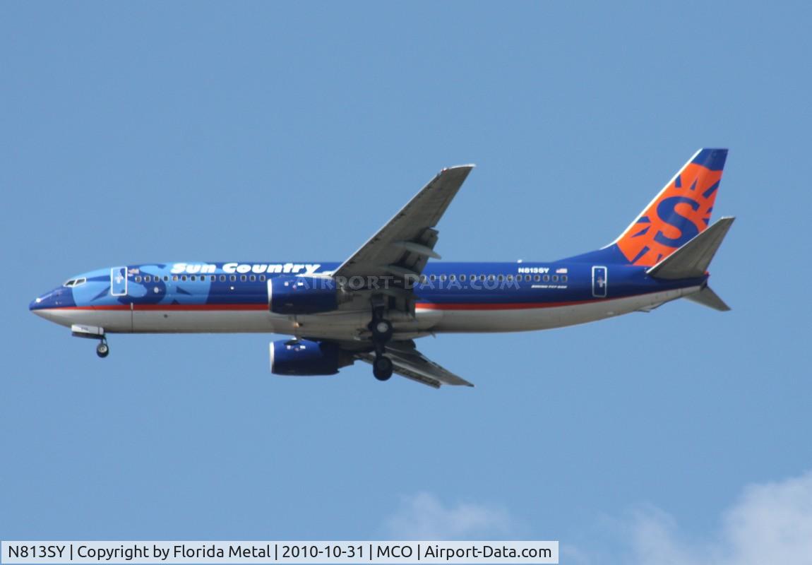 N813SY, 2001 Boeing 737-8Q8 C/N 28237, Sun Country 737-800