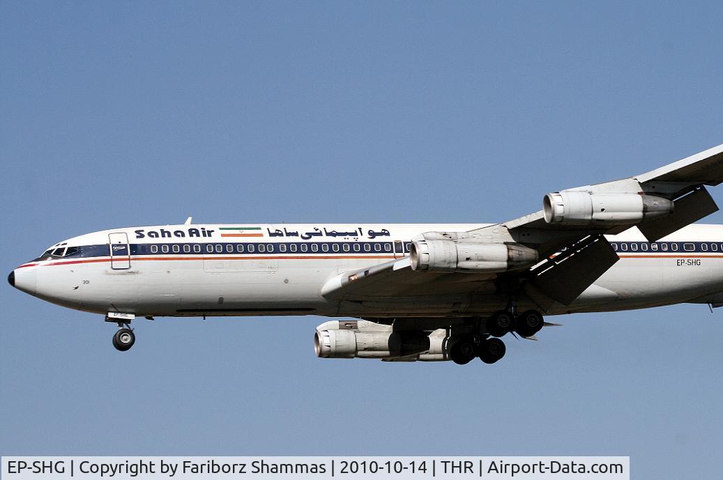 EP-SHG, 1974 Boeing 707-3J9C C/N 20830, Another shot of this old lady