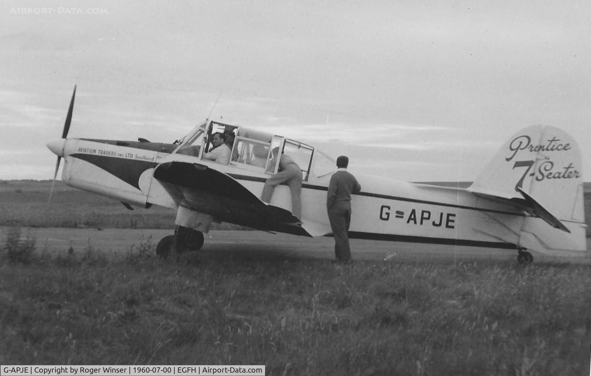 G-APJE, 1948 Percival P-40 Prentice T1 C/N 5810/17, Passengers boarding for a pleasure flight circa summer 1960.