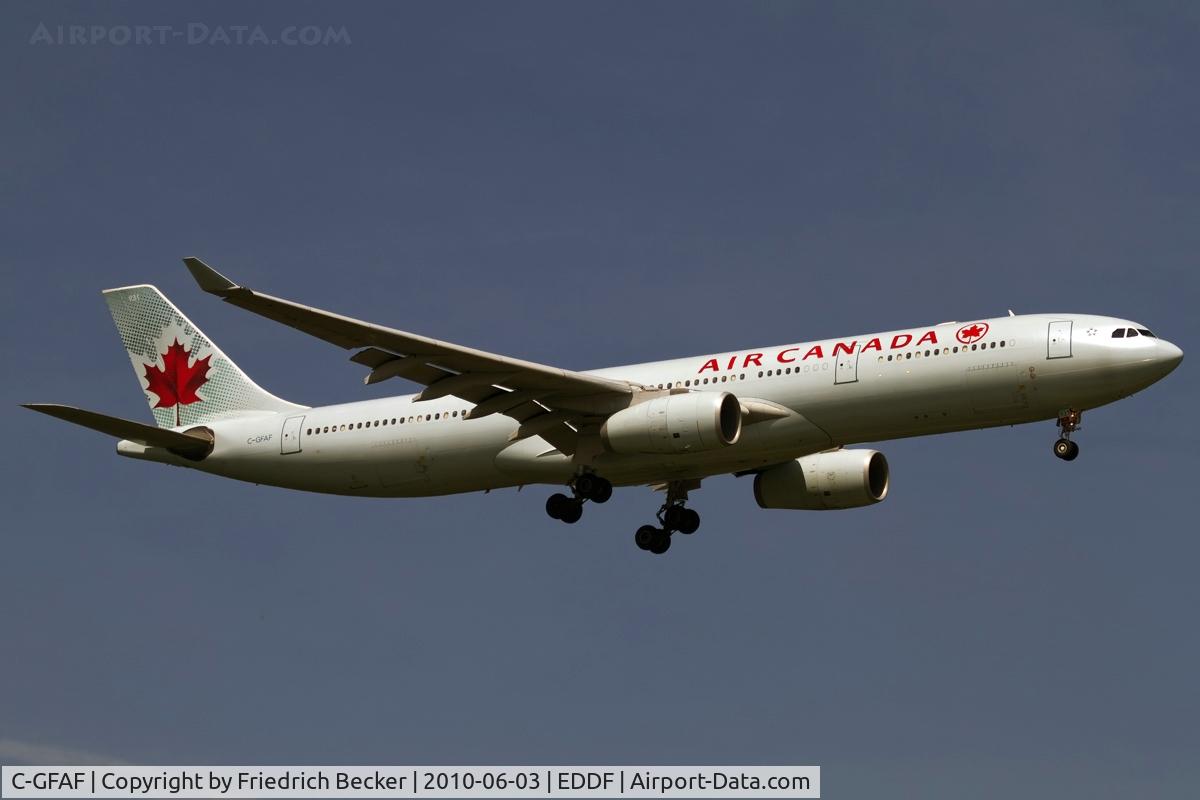 C-GFAF, 1999 Airbus A330-343 C/N 0277, on final RW07R