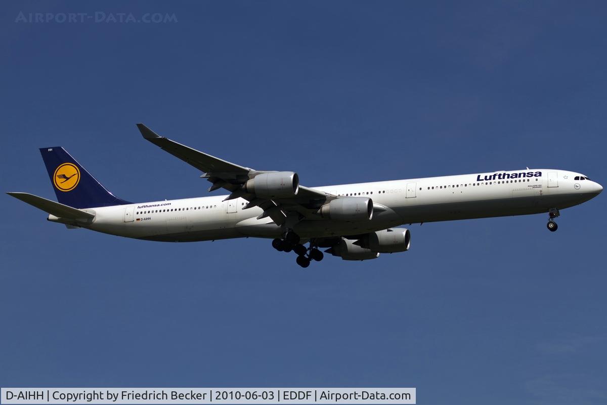 D-AIHH, 2004 Airbus A340-642 C/N 566, on final RW07R