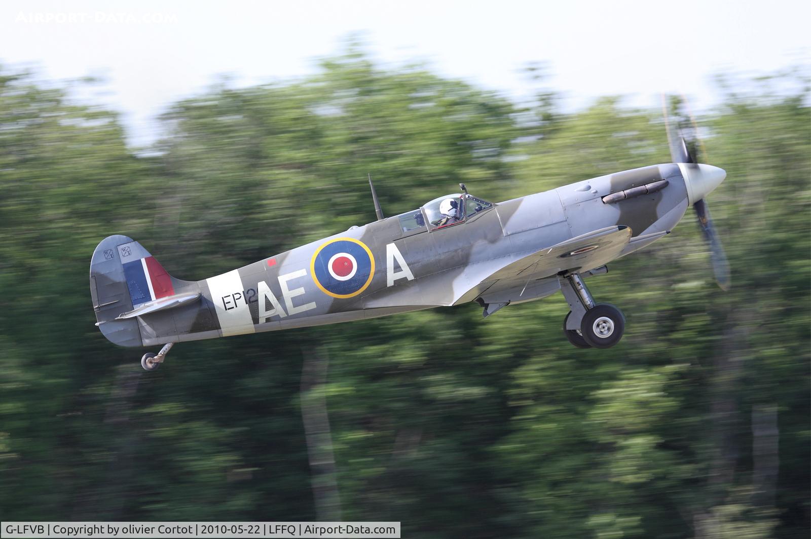G-LFVB, 1942 Supermarine 349 Spitfire LF.Vb C/N CBAF.2403, Ferté Alais 2010