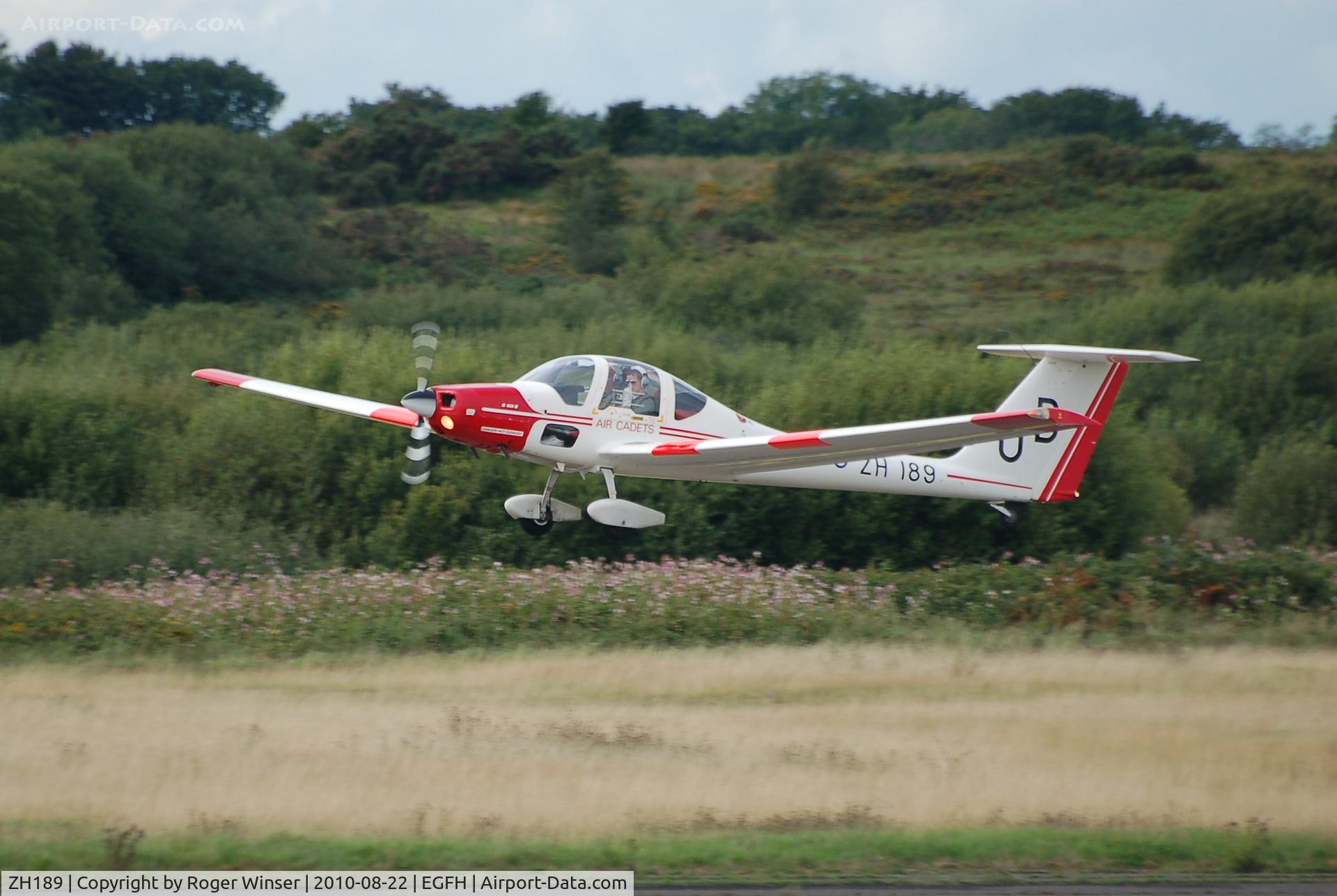 ZH189, Grob G-109B Vigilant T1 C/N 6538, Resident Vigilant coded UB of 636 VGS. Touch and go Runway 22