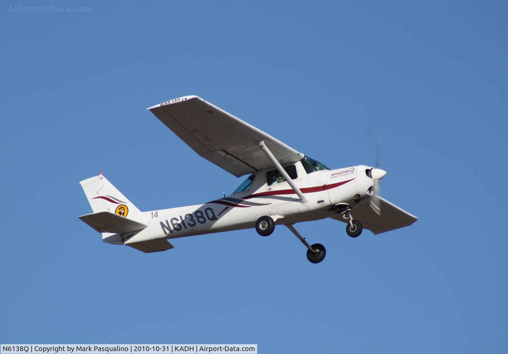 N6138Q, 1981 Cessna 152 C/N 15285162, Cessna 152
