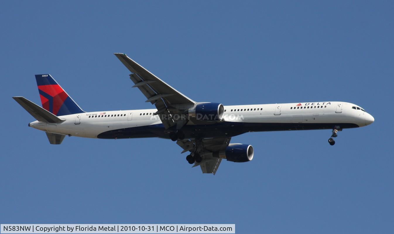 N583NW, 2002 Boeing 757-351 C/N 32983, Delta 757-300