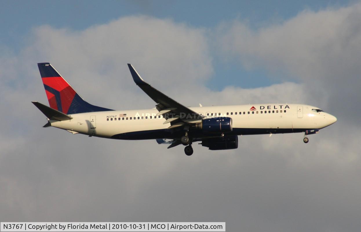 N3767, 2001 Boeing 737-832 C/N 30821, Delta 737-800