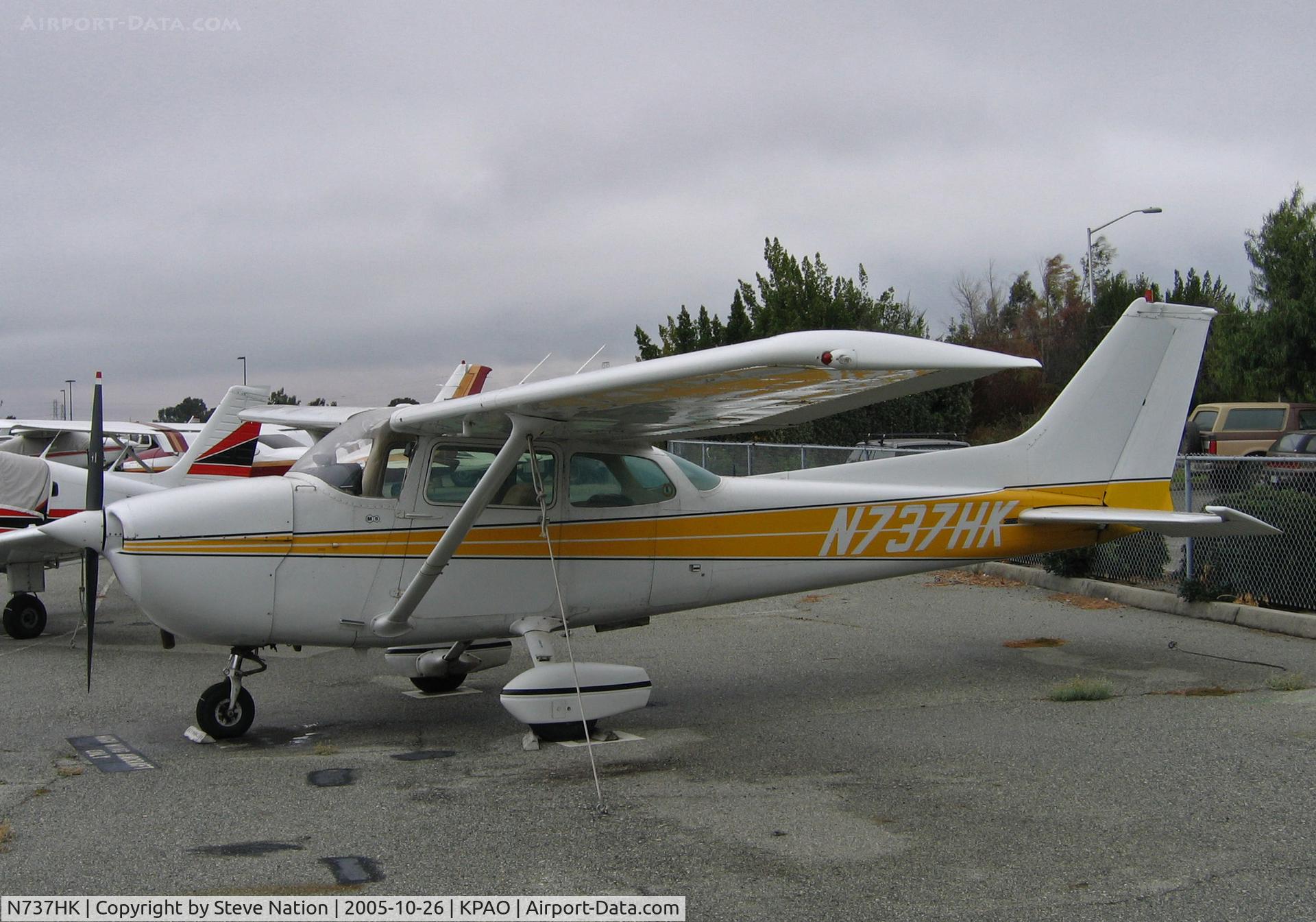 N737HK, 1977 Cessna 172N C/N 17269428, 1977 Cessna 172N @ Palo Alto, CA
