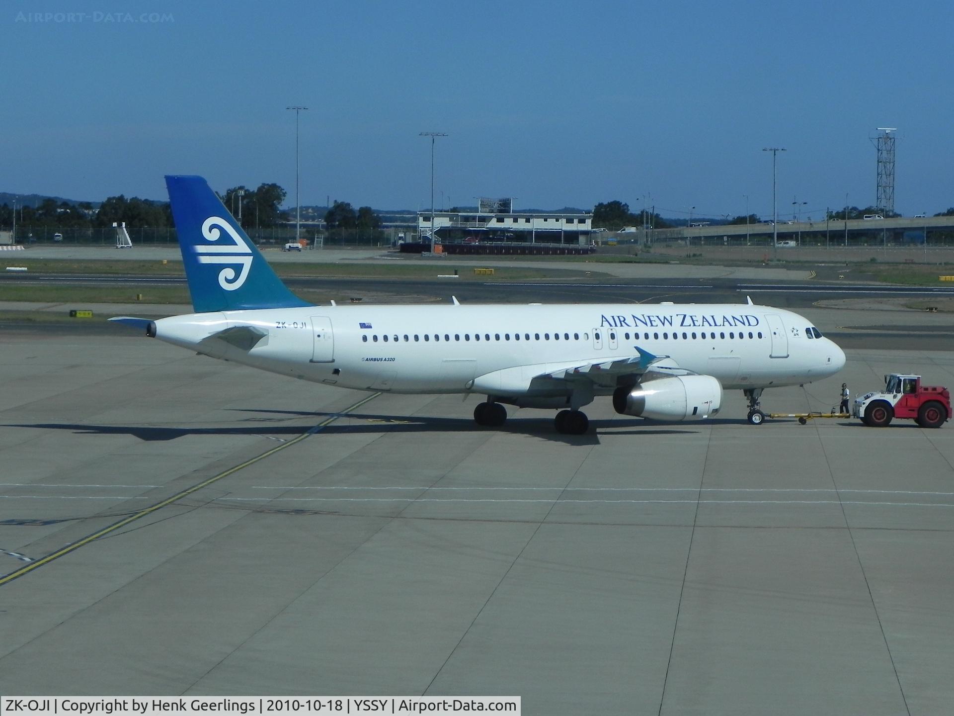 ZK-OJI, 2004 Airbus A320-232 C/N 2297, Air New Zealand , SYD