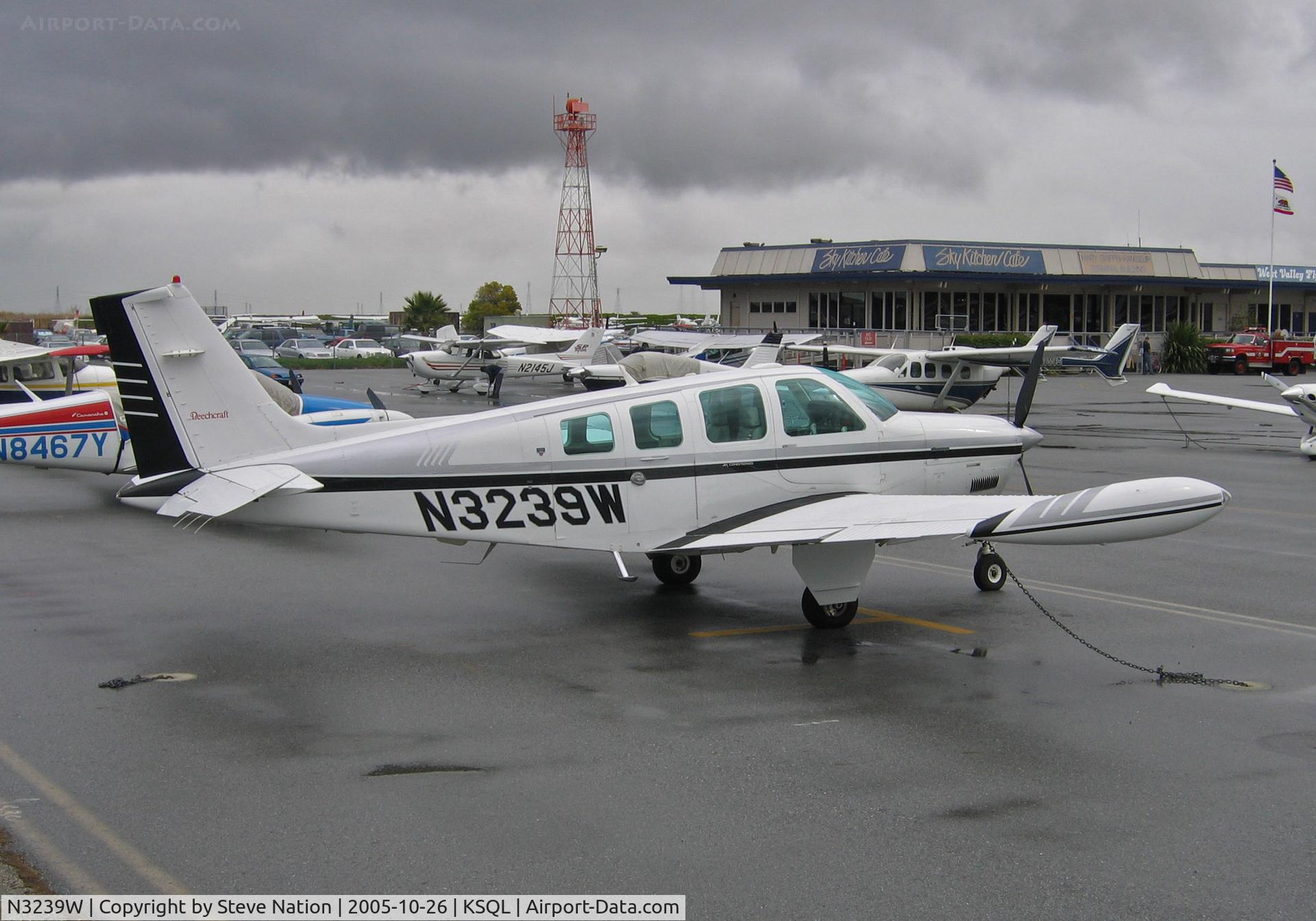 N3239W, 1995 Beech A36 Bonanza 36 C/N E-2939, 1995 Beech A36 on transient ramp visiting from KSBA - San Carlos, CA