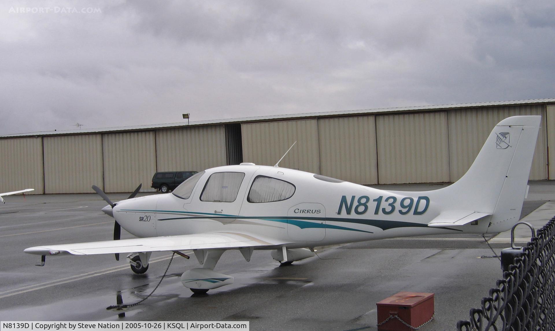 N8139D, 2003 Cirrus SR20 C/N 1368, 2003 Cirrus SR20 before the rain @ San Carlos, CA