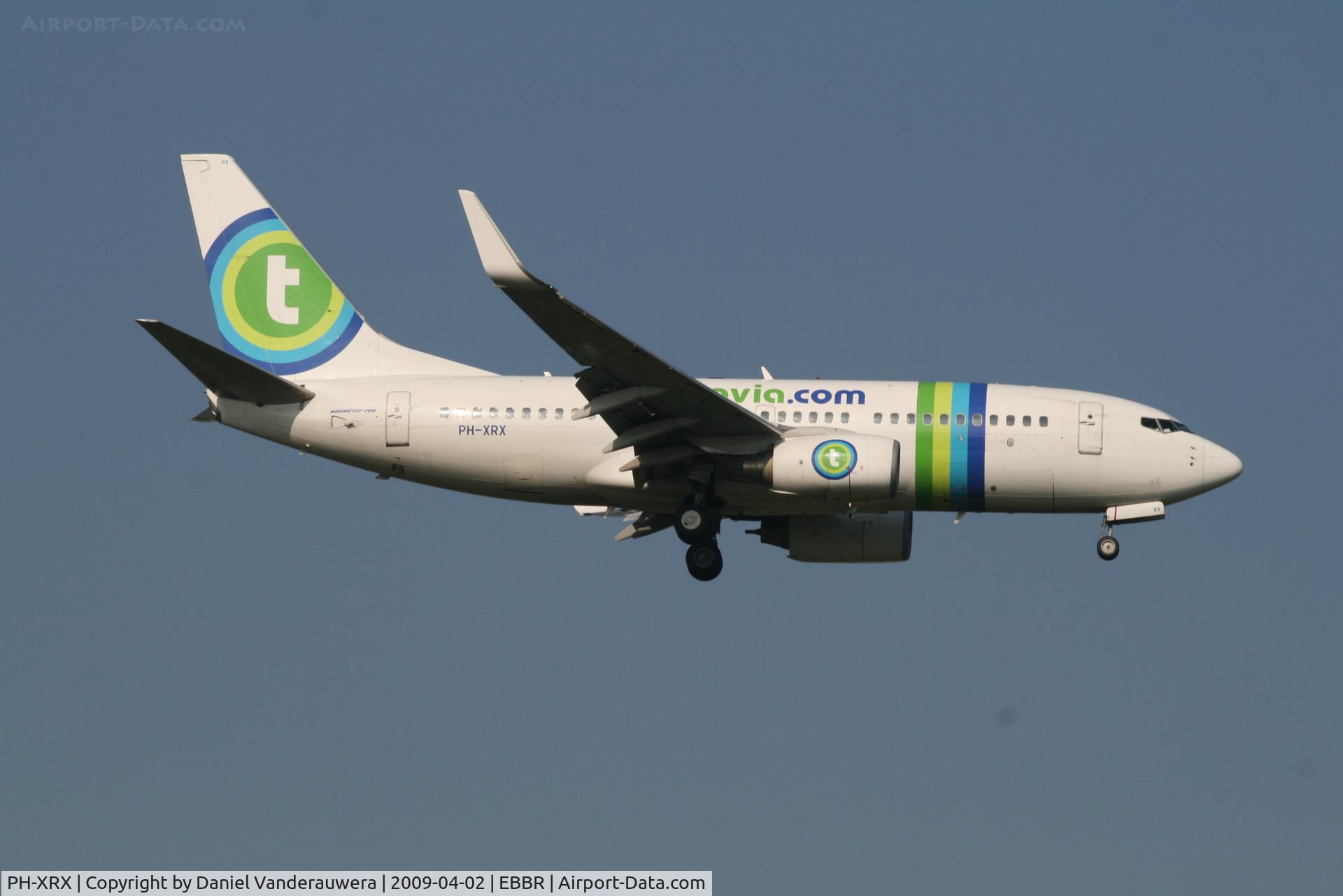 PH-XRX, 2003 Boeing 737-7K2 C/N 33464, Flight HV2706 is descending to RWY 02