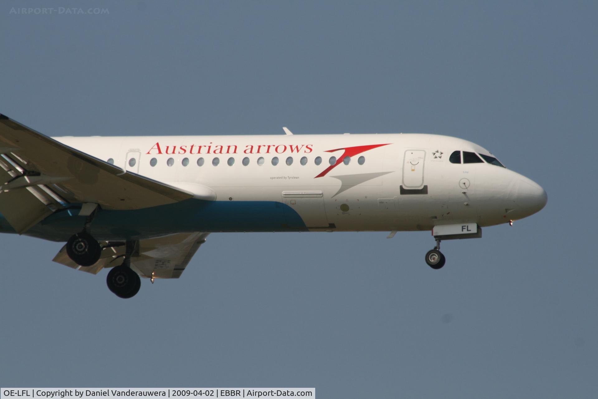 OE-LFL, 1995 Fokker 70 (F-28-0070) C/N 11573, Arrival of flight OS367 to RWY 02