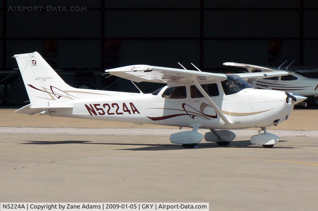 N5224A, Cessna 172S C/N 172S10874, At Arlington Municipal