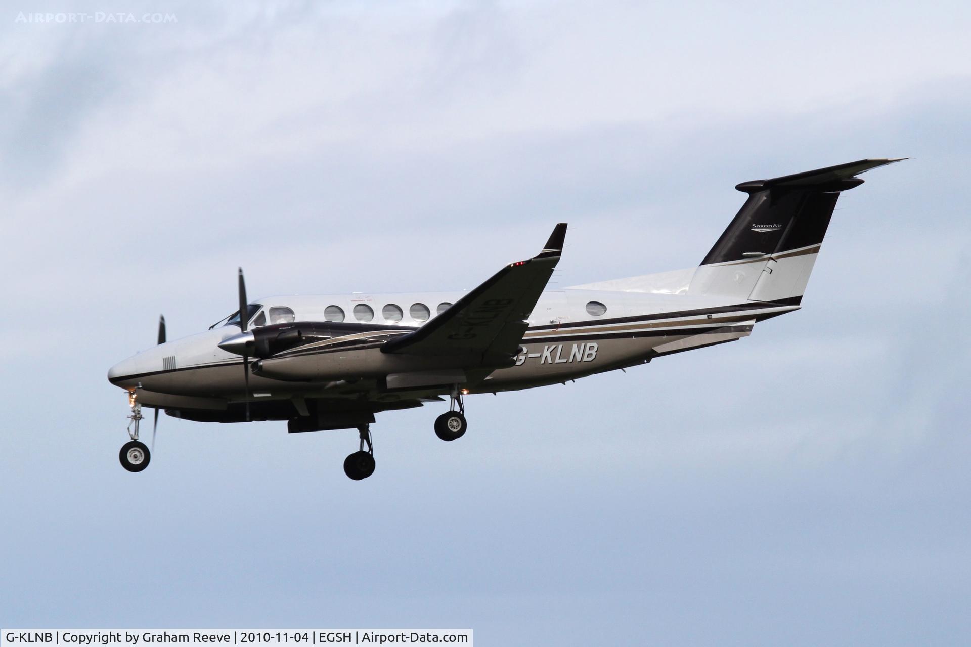 G-KLNB, 2009 Beech Super King Air 350 C/N FL-631, About to touch down.