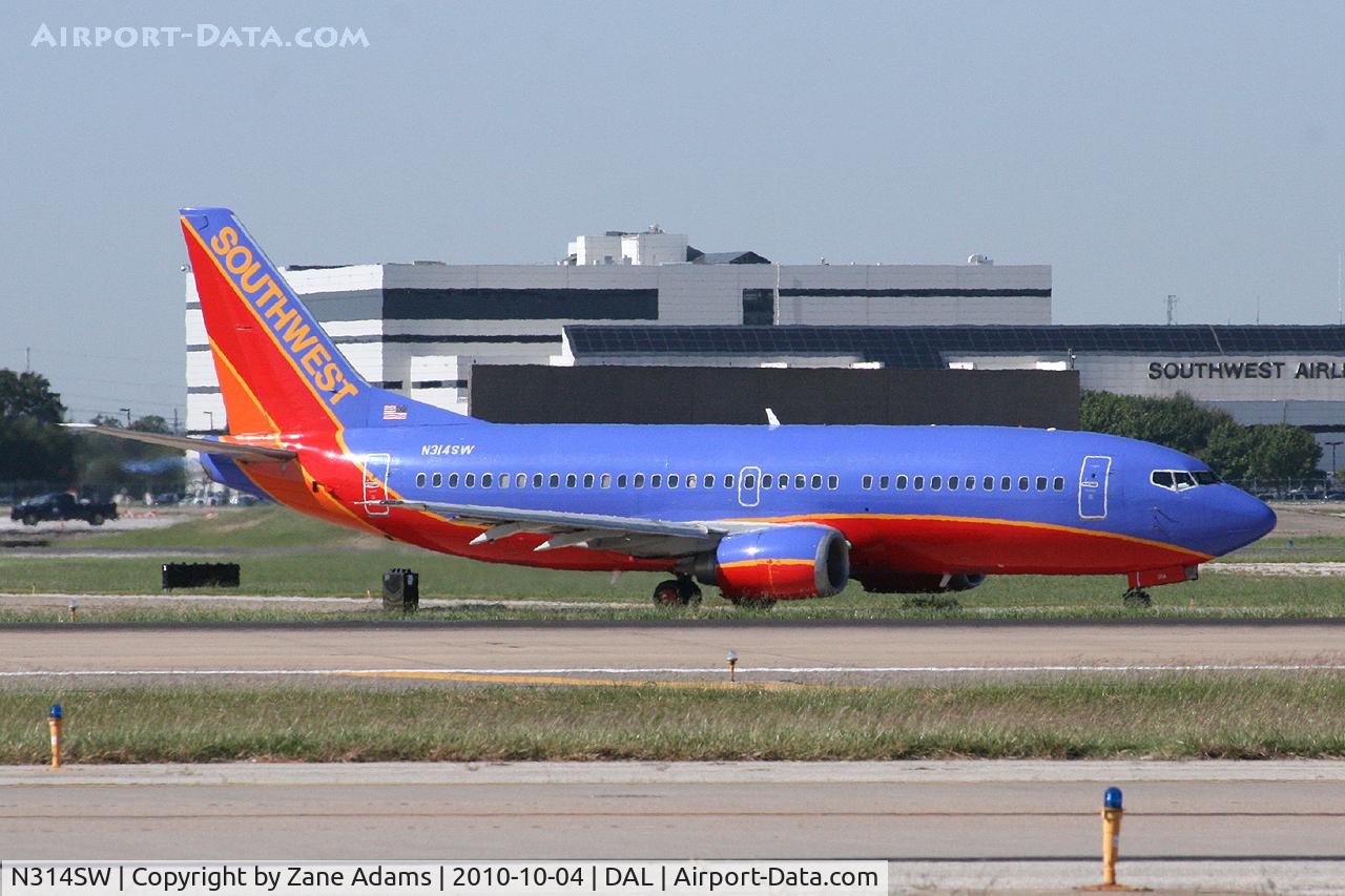 N314SW, 1986 Boeing 737-3H4 C/N 23336, Southwest Airlines At Dallas Love Field