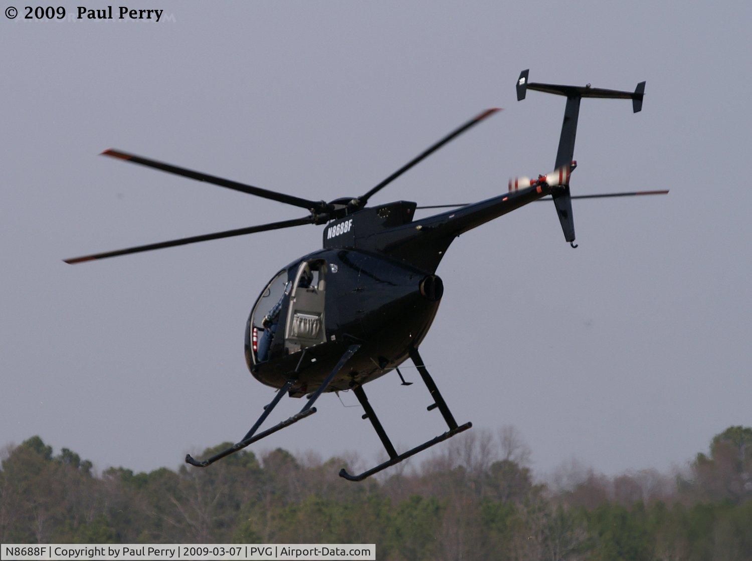 N8688F, 1977 Hughes 369D C/N 1070208D, Off on task