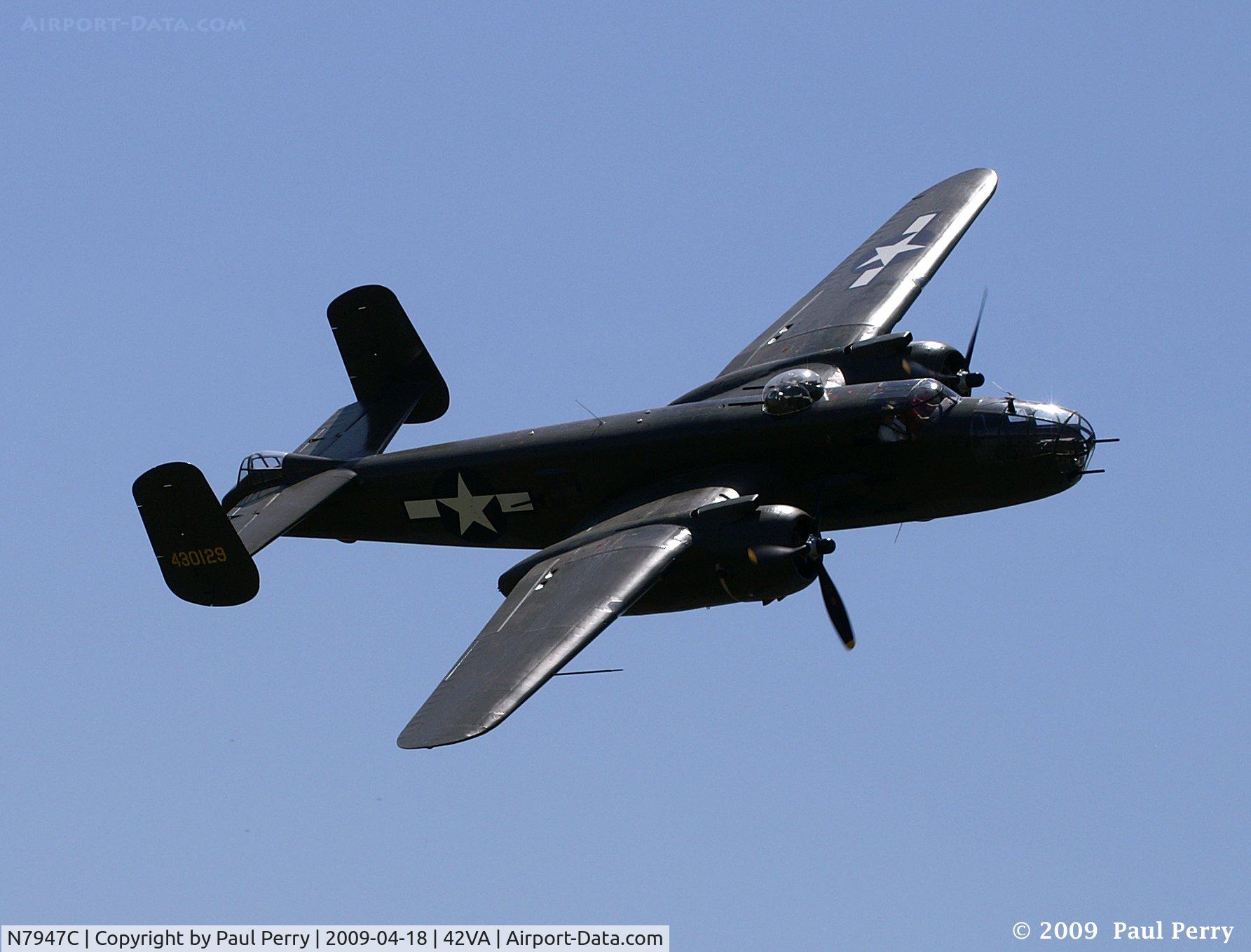 N7947C, 1944 North American B-25J Mitchell Mitchell C/N Not found 44-30129/N7947C, Coming around for another pass