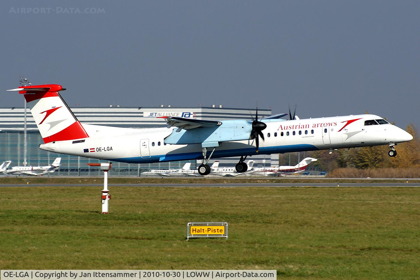 OE-LGA, 1999 De Havilland Canada DHC-8-402Q Dash 8 C/N 4014, OE-LGA @ LOWW