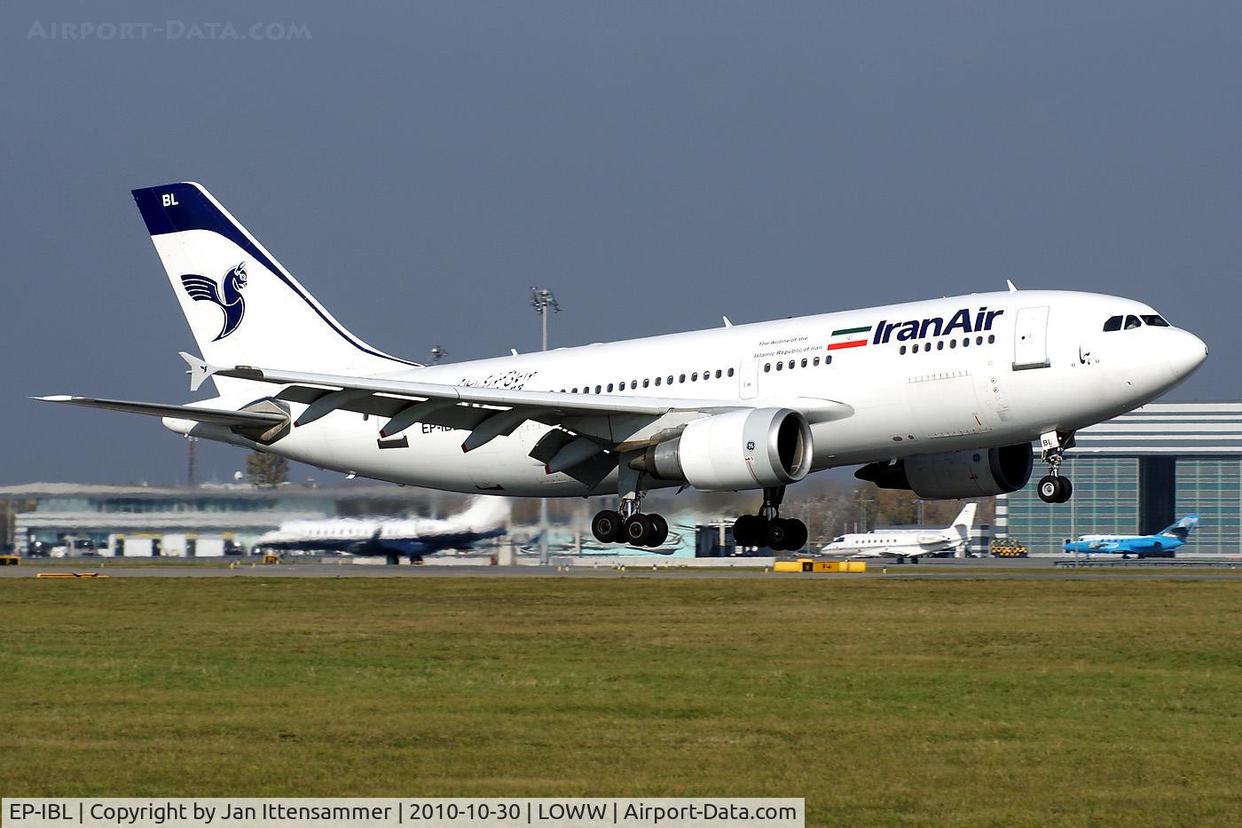 EP-IBL, 1987 Airbus A310-304 C/N 436, EP-IBL @ LOWW