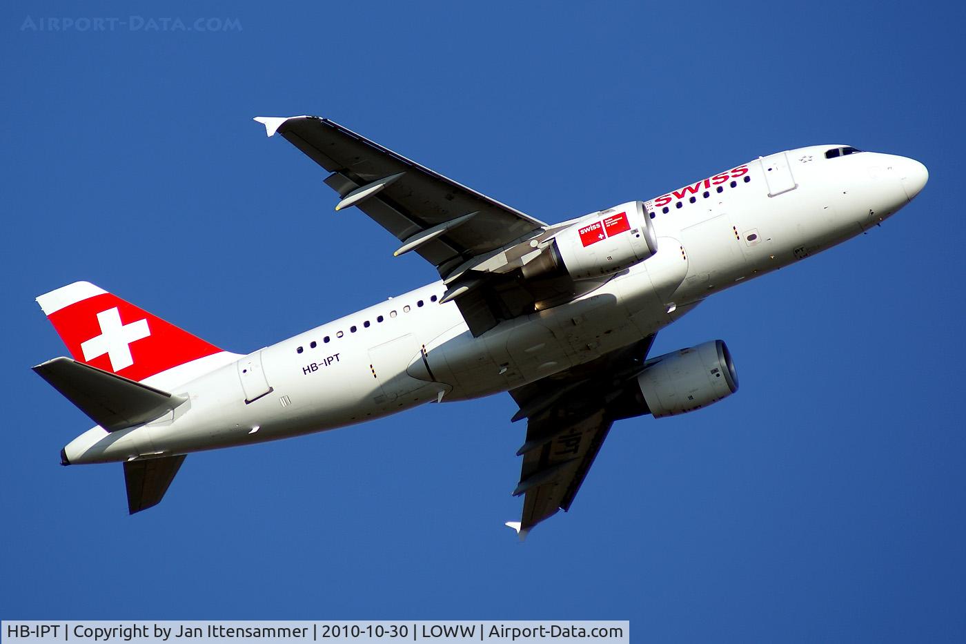 HB-IPT, 1997 Airbus A319-112 C/N 727, HB-IPT @ LOWW