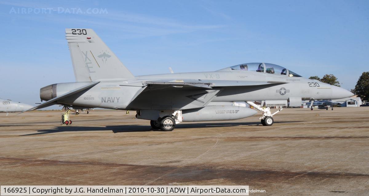 166925, Boeing F/A-18F Super Hornet C/N F181, at NAF Washington